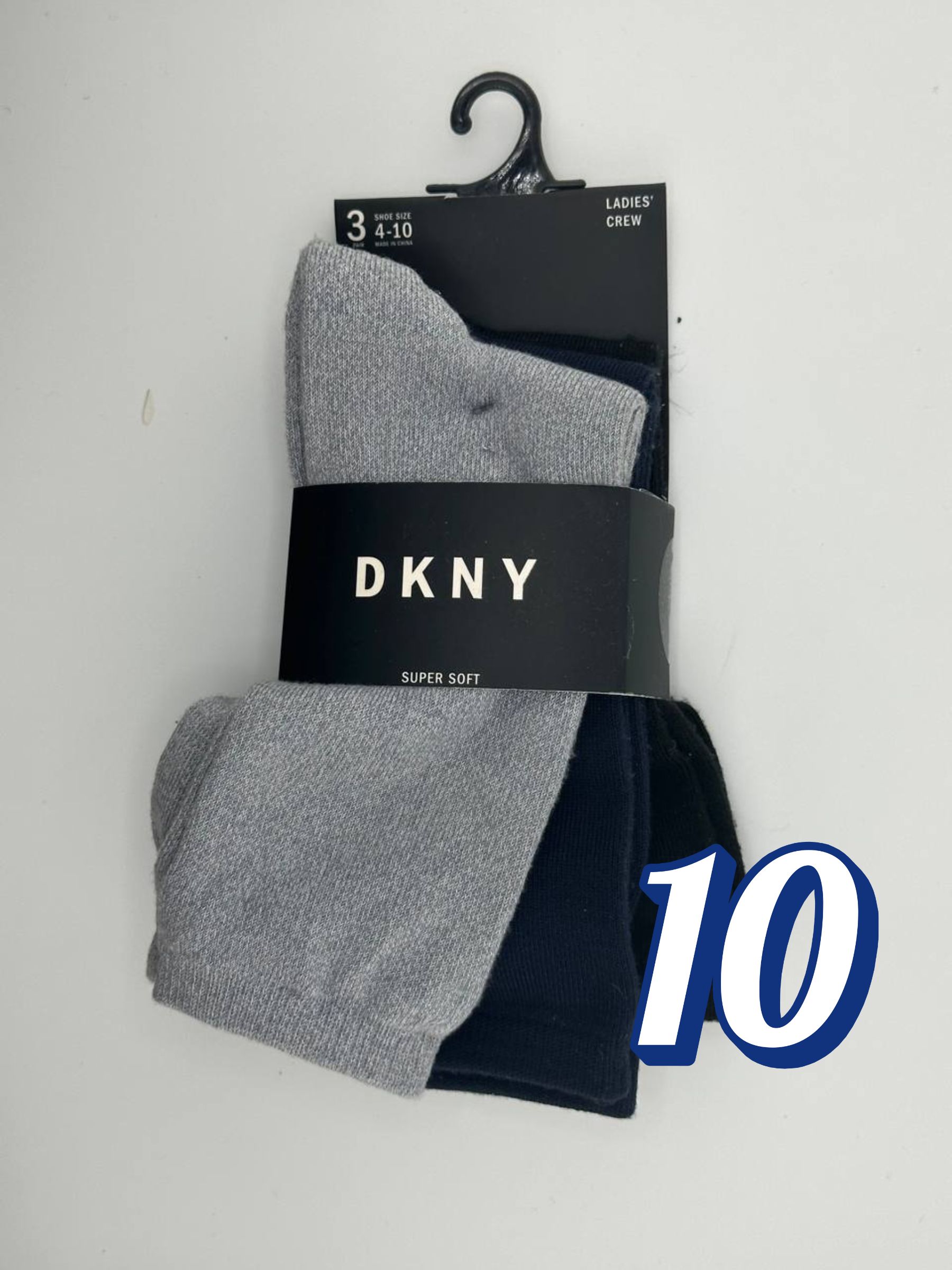 DKNY Women Crew 10