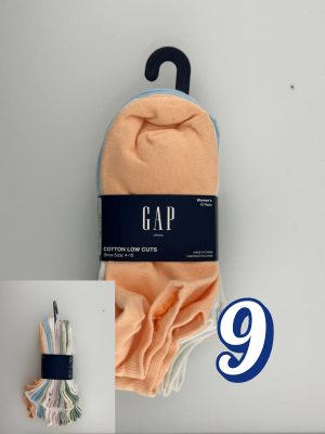 GAP (Women) Low cut 9