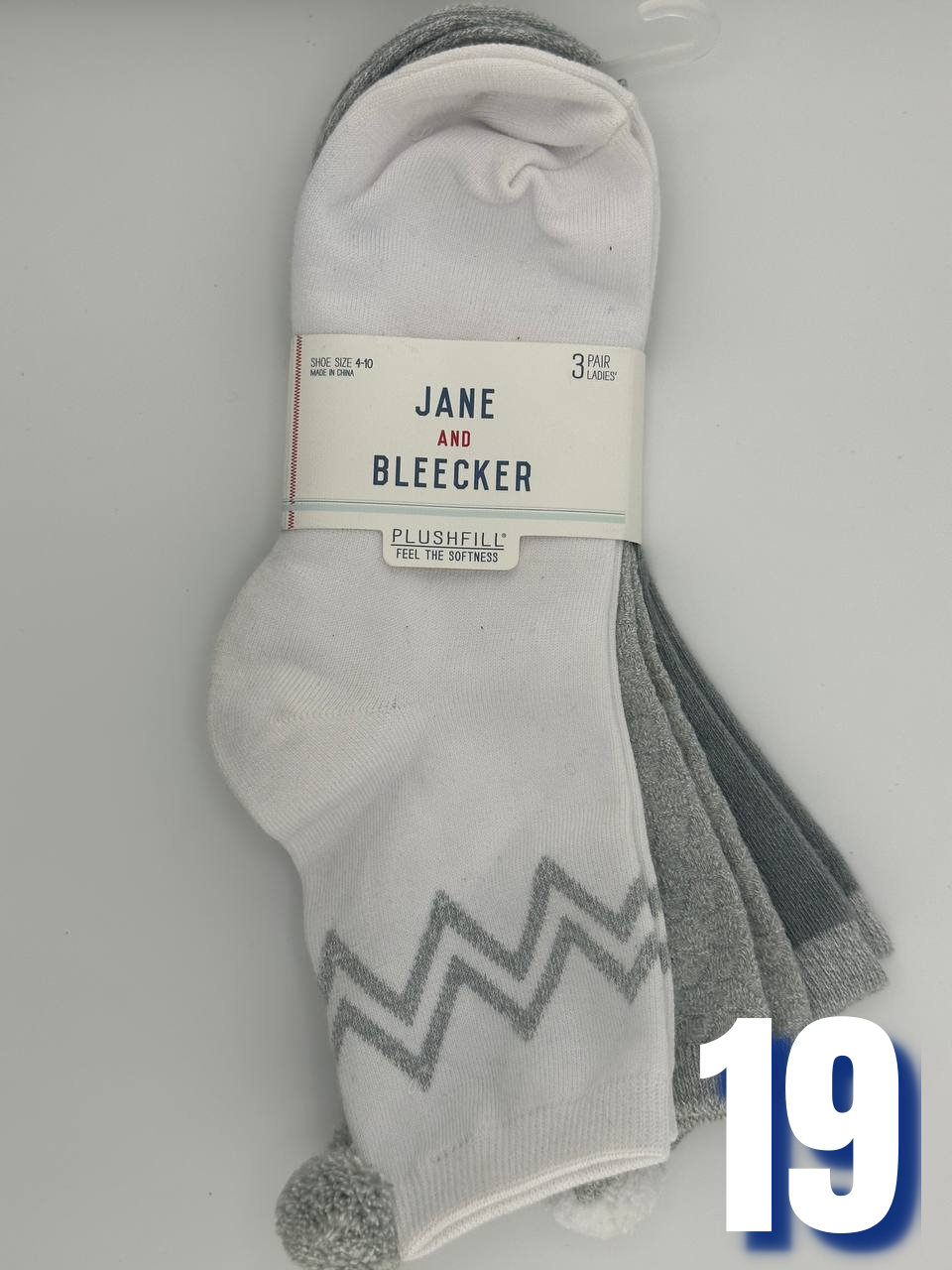 Jane and Bleecker Women Quarter Socks 19